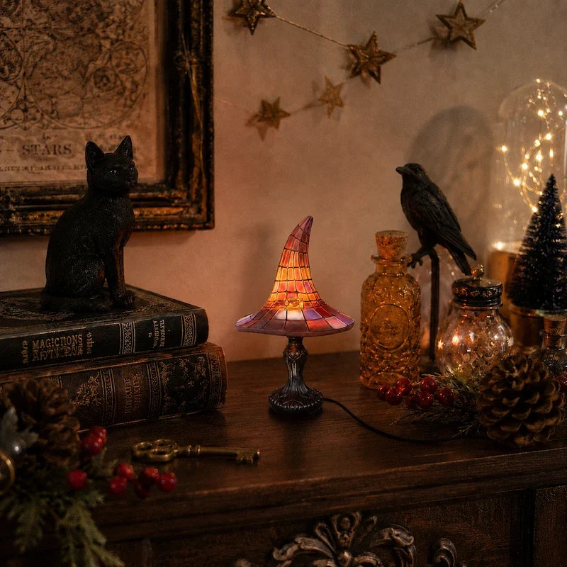 SpellShade™ | Betoverende heksenhoedlamp met juweelgloed