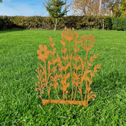 LawnLily™ | Rustieke Metalen Bloem voor Elk Seizoen - Lumiza