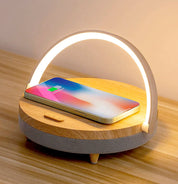 SoundGlow™ | 4 - in - 1 Luxe Nachtlamp met Speaker & Draadloos Opladen - Lumiza